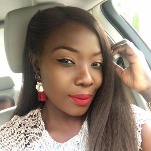 Meet your Posher, Caren